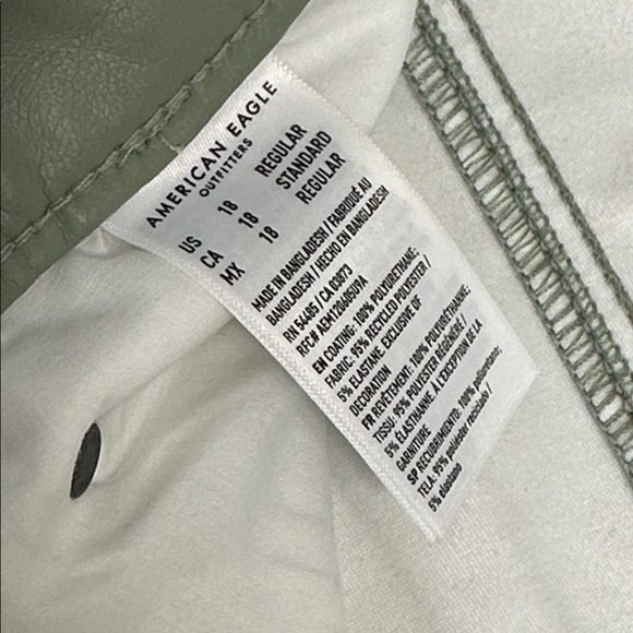 American Eagle Green Faux Leather Womens Plus Size 18 High Rise Pants NWOT - Picture 6 of 12